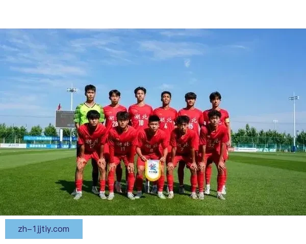 张家鸣从伯恩利租借沃日多瓦茨